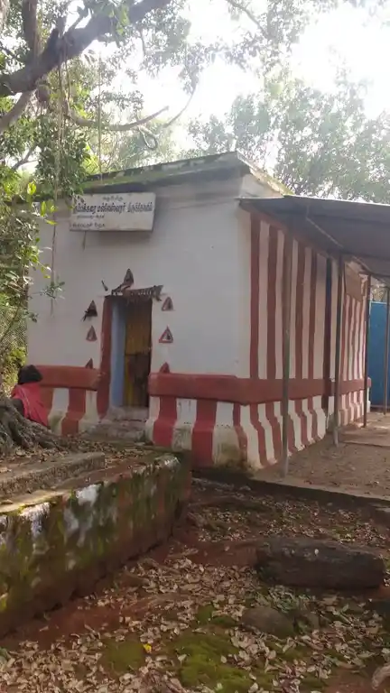 Arulmigu Mallinkeswarar Temple, Kumbakarai - 625601 அருள்மிகு மல்லிங்கேஸ்வரர் திருக்கோயில், Kumbakarai - 625601, Theni - Ancient Temple Architecture and History Image 3