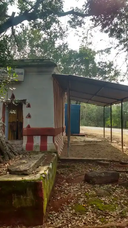 Arulmigu Mallinkeswarar Temple, Kumbakarai - 625601 அருள்மிகு மல்லிங்கேஸ்வரர் திருக்கோயில், Kumbakarai - 625601, Theni - Ancient Temple Architecture and History Image 4