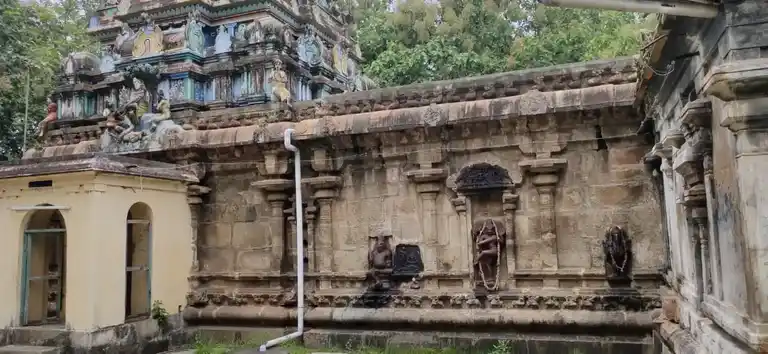 Arulmigu Manavaleswarar Temple, Thiruvelvigudi - 609801 அருள்மிகு மணவாளேஸ்வரர் திருக்கோயில், Thiruvelvigudi - 609801, Mayiladuthurai - Ancient Temple Architecture and History Image 4
