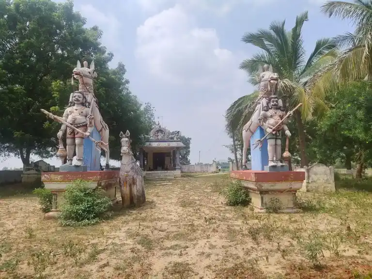 Arulmigu Manchani Kootha Ayyanar Temple, Thanipatti - 630210 Arulmigu Manchani Kootha Ayyanar Temple, Thanipatti - 630210, Sivagangai - Ancient Temple Architecture and History Image 5