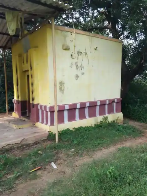 Arulmigu Mandaiveliamman Temple, Inside The Village, Elampakkam - 601103 அருள்மிகு மந்தவெளிஅம்மன் திருக்கோயில், Inside The Village, Elampakkam - 601103, Tiruvallur - Ancient Temple Architecture and History Image 7