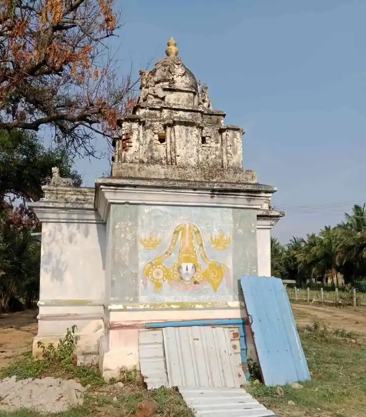 Arulmigu Mandikuppamperumal Temple, Kattinayanapalle - 635001 அருள்மிகு மண்டிகுப்பம் பெருமாள் திருக்கோயில், Kattinayanapalle - 635001, Krishnagiri - Ancient Temple Architecture and History Image 2