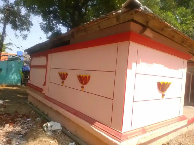 Arulmigu Mandumariamman Temple, Mademangalam - 636804 அருள்மிகு மண்டு மாரியம்மன் திருக்கோயில், Mademangalam - 636804, Dharmapuri - Ancient Temple Architecture and History Image 3