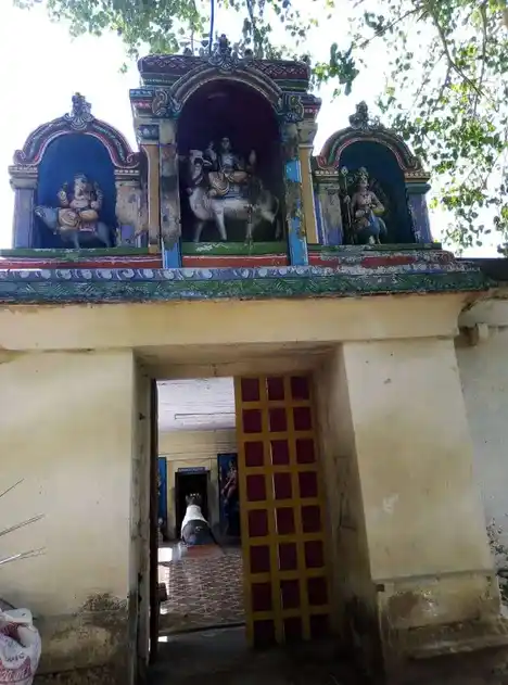 Arulmigu Mangaleeswarar Temple, Idaiyathumangalam - 621601 அருள்மிகு மாங்கனீஸ்வரர் திருக்கோயில், Idaiyathumangalam - 621601, Thiruchirappalli - Ancient Temple Architecture and History Image 3