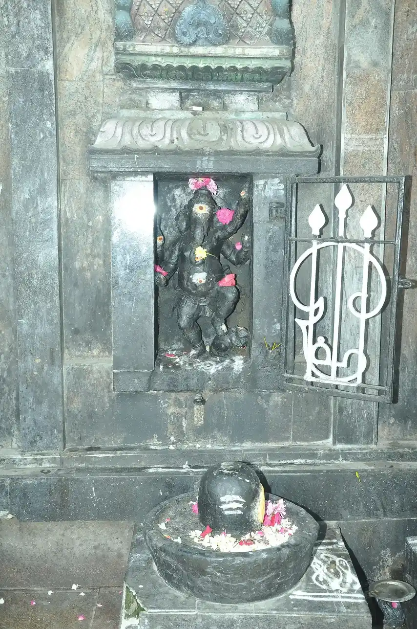 Arulmigu Manicka Vinayagar Temple, Royapettah, Chennai - 600014 அருள்மிகு மாணிக்க விநாயகர் திருக்கோயில், மீர்சாகிப் பேட்டை, சென்னை - 600014, Chennai - Ancient Temple Architecture and History Image 4