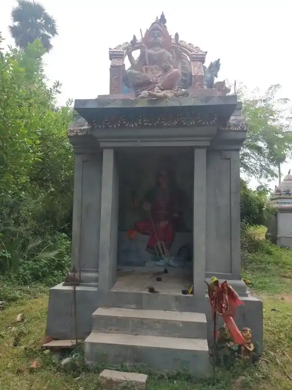 Arulmigu Manickavasaga Swamy Temple, Suriyamoorthipuram - 614614 Arulmigu Manickavasaga swamy Temple, Suriyamoorthipuram - 614614, Thanjavur - Ancient Temple Architecture and History Image 3