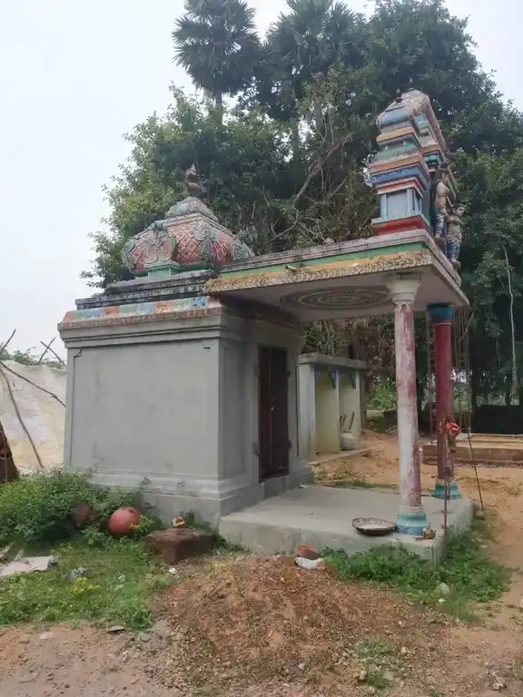 Arulmigu Manickavasaga Swamy Temple, Suriyamoorthipuram - 614614 Arulmigu Manickavasaga swamy Temple, Suriyamoorthipuram - 614614, Thanjavur - Ancient Temple Architecture and History Image 6