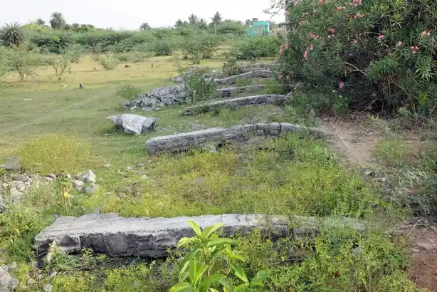 Arulmigu Manigandeeswarar Temple, Kizhnayakkanptemple - 631702 அருள்மிகு மணிகண்டீஸ்வரர் திருக்கோயில், Kizhnayakkanptemple, Kizhnayakkanptemple - 631702, Tiruvannamalai - Ancient Temple Architecture and History Image 4