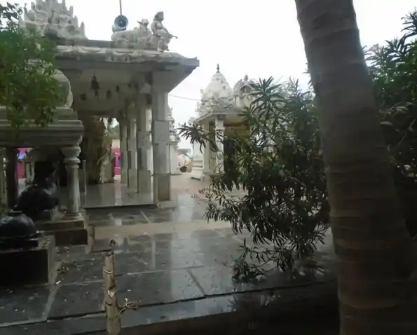 Arulmigu Manikandeeswarar Temple, Sathyamangalam - 632114