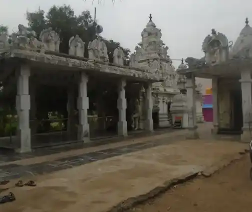 Arulmigu Manikandeeswarar Temple, Sathyamangalam - 632114 அருள்மிகு மணிகண்டீஸ்வரர் திருக்கோயில், சத்தியமங்கலம் - 632114, Vellore - Ancient Temple Architecture and History Image 3