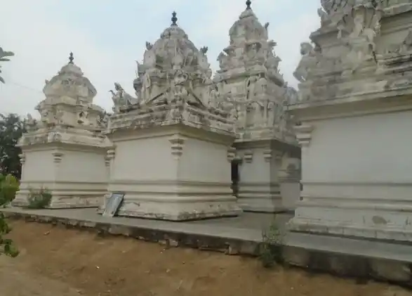 Arulmigu Manikandeeswarar Temple, Sathyamangalam - 632114 அருள்மிகு மணிகண்டீஸ்வரர் திருக்கோயில், சத்தியமங்கலம் - 632114, Vellore - Ancient Temple Architecture and History Image 4