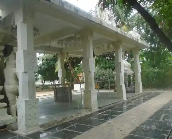 Arulmigu Manikandeeswarar Temple, Sathyamangalam - 632114 அருள்மிகு மணிகண்டீஸ்வரர் திருக்கோயில், சத்தியமங்கலம் - 632114, Vellore - Ancient Temple Architecture and History Image 6