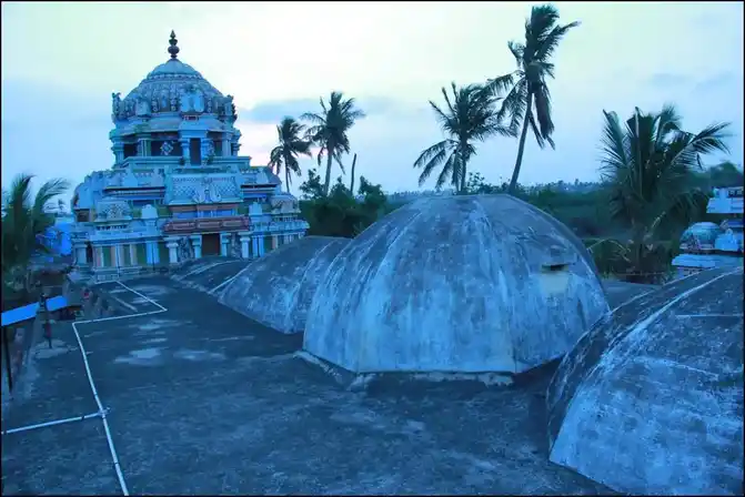 Arulmigu Manikandeswarar Temple, Singalanthi - 614713 அருள்மிகு மணிகண்டேஸ்வரர் திருக்கோயில், சிங்களாந்தி - 614713, Thiruvarur - Ancient Temple Architecture and History Image 3