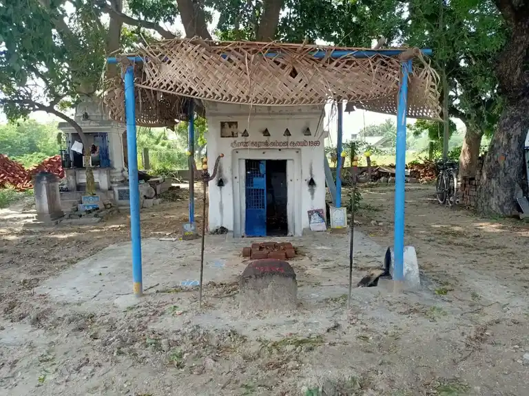 Arulmigu Manikarajiyamman Temple, Kandachipuram - 605701 அருள்மிகு மாணிக்கராஜி அம்மன் திருக்கோயில், Kandachipuram - 605701, Viluppuram - Ancient Temple Architecture and History Image 2