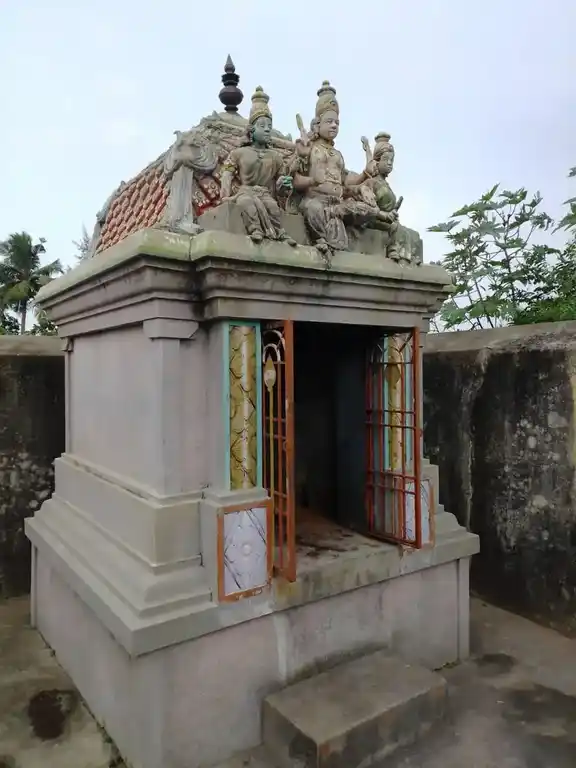 Arulmigu Manikkavinayagar Temple, L.N.Puram, Panruti - 607106 அருள்மிகு மாணிக்கவிநாயகர் திருக்கோயில், L.N.Puram, Panruti - 607106, Cuddalore - Ancient Temple Architecture and History Image 13