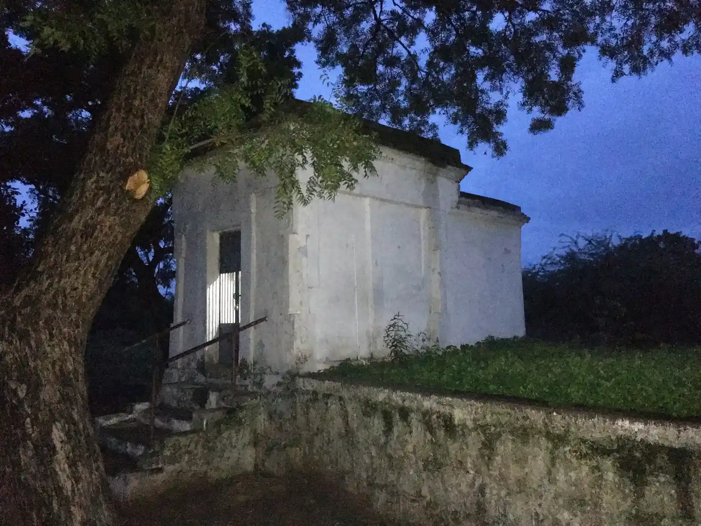 Arulmigu Manimoola Vinayagar Temple, Rengasamudram, Rengasamudram - 627413 அருள்மிகு மணிமூல விநாயகர் திருக்கோயில், ரெங்கசமுத்திரம், ரெங்கசமுத்திரம் - 627413, Tirunelveli - Ancient Temple Architecture and History Image 2