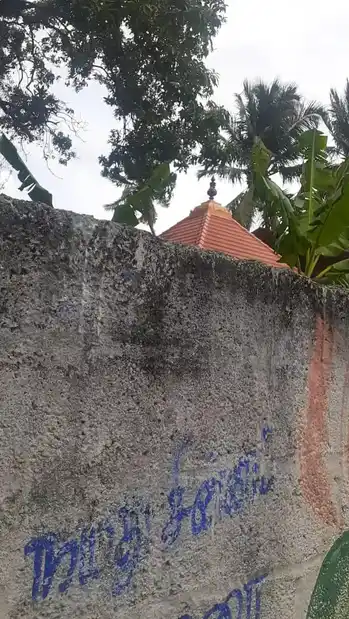 Arulmigu Maniyadi Kandan Sastha Temple, Karumbattoor, Thamaraikulam - 629707