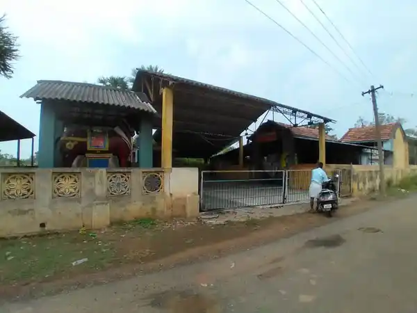 Arulmigu Manjal Neer Pootha Iyyanar Temple, Mallapuram - 612204