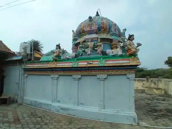 Arulmigu Manjal Neer Pootha Iyyanar Temple, Mallapuram - 612204 அருள்மிகு மஞ்சள் நீர்பூத்த அய்யனார் திருக்கோயில், Mallapuram - 612204, Thanjavur - Ancient Temple Architecture and History Image 4