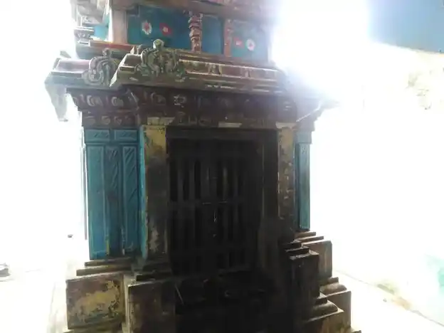 Arulmigu Manmatheswarar Attached Pasupatheswarar Temple, Vanathirajapuram, Vanathirajapuram - 609806 அருள்மிகு பசுபதீஸ்வரர் திருக்கோயில், வாணாதிராஜபுரம் - 609806, Mayiladuthurai - Ancient Temple Architecture and History Image 2