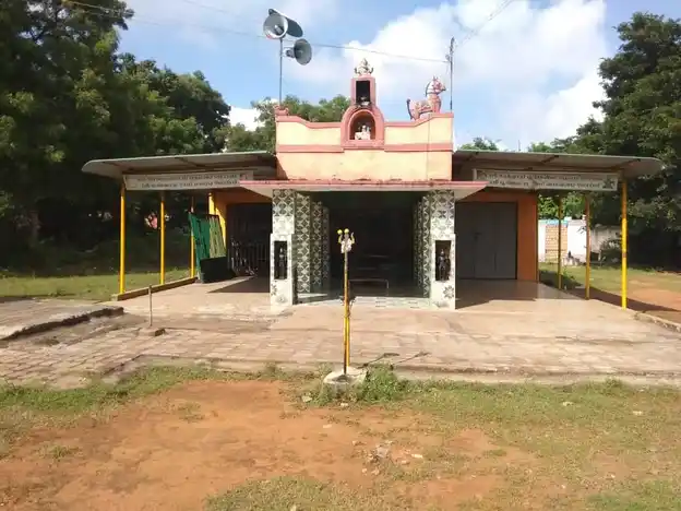 Arulmigu Mannaarsamy And Pachsaiyamman Temple, Chengalpattu - 603002 அருள்மிகு மன்னார்சாமி மற்றும் பச்சையம்மன் திருக்கோயில், Chengalpattu - 603002, Chengalpattu - Ancient Temple Architecture and History Image 4