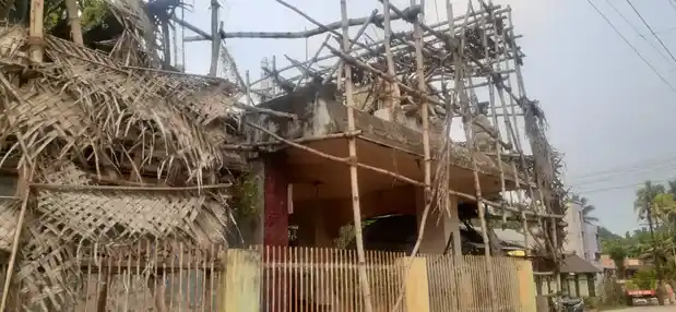 Arulmigu Mannamadai and Pillaiyar Temple, Manalmedu - 609202 அருள்மிகு மண்ணமடைஅய்யனார் மற்றும் பிள்ளையார் திருக்கோயில், Manalmedu - 609202, Mayiladuthurai - Ancient Temple Architecture and History Image 2