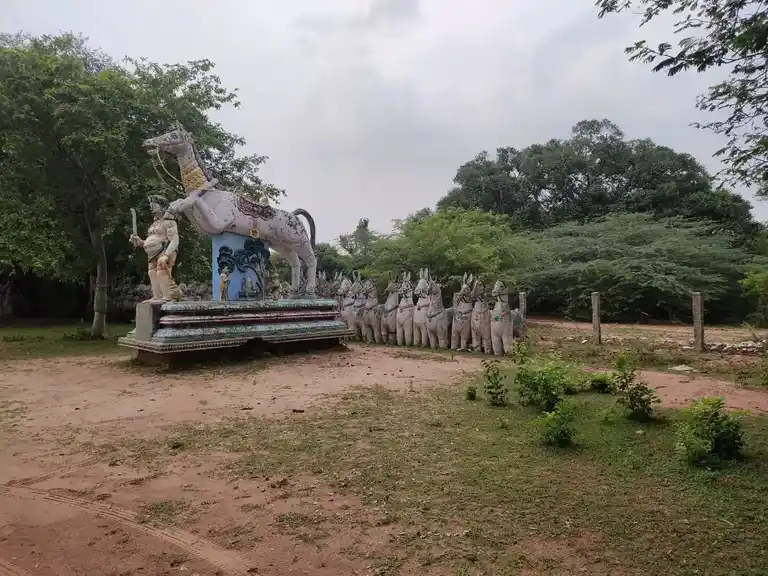 Arulmigu Mannamudaiya Ayyanar Temple, Dharmarajanvayal - 614616 அருள்மிகு மன்னமுடைய அய்யனார் திருக்கோயில், Dharmarajanvayal - 614616, Pudukkottai - Ancient Temple Architecture and History Image 2