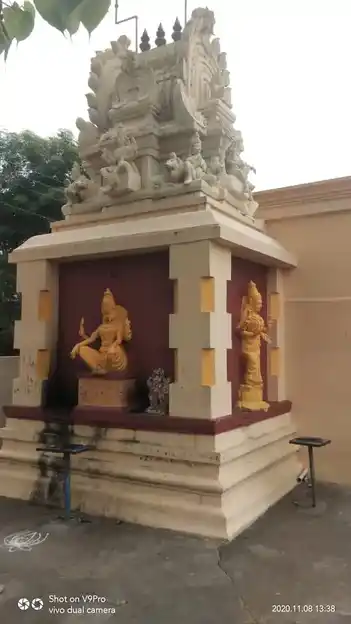 Arulmigu Mannaperumal Temple, Paravai - 625402 அருள்மிகு மன்னப்பெருமாள் திருக்கோயில், Paravai - 625402, Madurai - Ancient Temple Architecture and History Image 3
