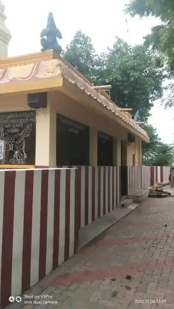 Arulmigu Mannaperumal Temple, Paravai - 625402 அருள்மிகு மன்னப்பெருமாள் திருக்கோயில், Paravai - 625402, Madurai - Ancient Temple Architecture and History Image 4