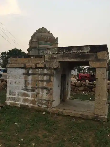 Arulmigu Mannar Sammy Temple, Kumulur - 621711 Arulmigu Mannar sammy Temple, Kumulur - 621711, Thiruchirappalli - Ancient Temple Architecture and History Image 3