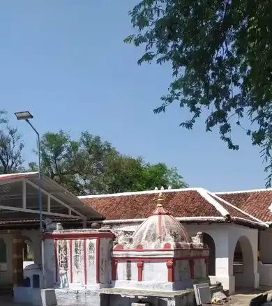 Arulmigu Mannaraswamy Temple, Kurumba Palayam - 638501 அருள்மிகு மன்னாதசுவாமி திருக்கோயில், Kurumba Palayam - 638501, Erode - Ancient Temple Architecture and History Image 4