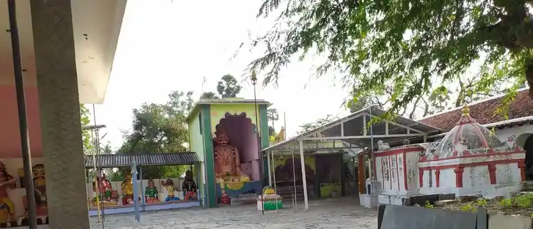 Arulmigu Mannaraswamy Temple, Kurumba Palayam - 638501 அருள்மிகு மன்னாதசுவாமி திருக்கோயில், Kurumba Palayam - 638501, Erode - Ancient Temple Architecture and History Image 6