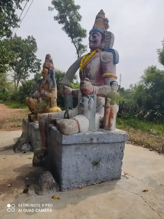 Arulmigu Mannarsamy Temple, Thandalai - 621803 அருள்மிகு மன்னார்சாமி திருக்கோயில், Thandalai - 621803, Ariyalur - Ancient Temple Architecture and History Image 4