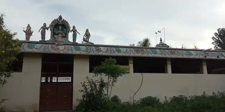 Arulmigu Mannarswamy Temple, Avvaiyaarkuppam - 604306 அருள்மிகு மன்னார்சுவாமி பச்சைவாழியம்மன் திருக்கோயில், Avvaiyaarkuppam - 604306, Viluppuram - Ancient Temple Architecture and History Image 6