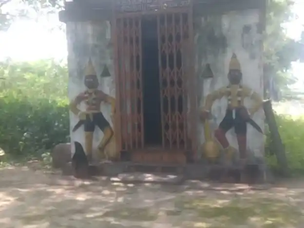 Arulmigu Mannarswamy Temple, Pugaipatti - 607202 அருள்மிகு மன்னார்சாமி, அய்யனார் திருக்கோயில், Pugaipatti - 607202, Kallakurichi - Ancient Temple Architecture and History Image 2