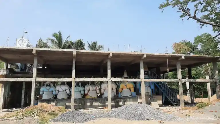 Arulmigu Mannarswamy Temple, Yerisanaam Palayam - 605103 அருள்மிகு மன்னார்சாமி திருக்கோயில், Yerisanaam Palayam - 605103, Viluppuram - Ancient Temple Architecture and History Image 3