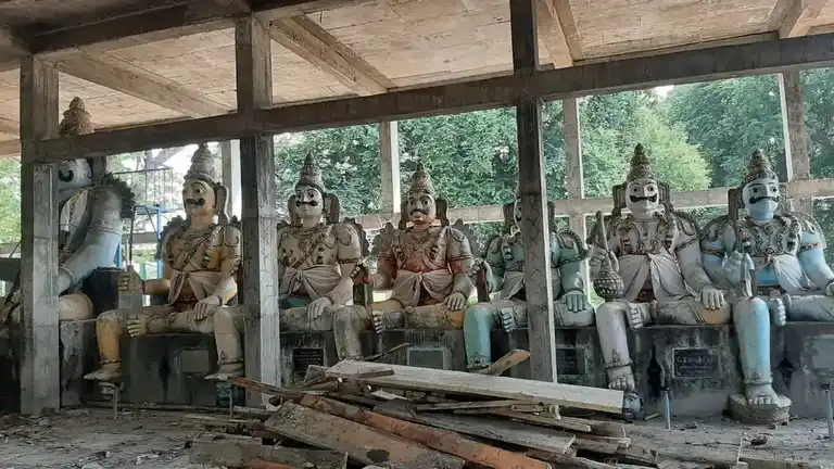 Arulmigu Mannarswamy Temple, Yerisanaam Palayam - 605103 அருள்மிகு மன்னார்சாமி திருக்கோயில், Yerisanaam Palayam - 605103, Viluppuram - Ancient Temple Architecture and History Image 4