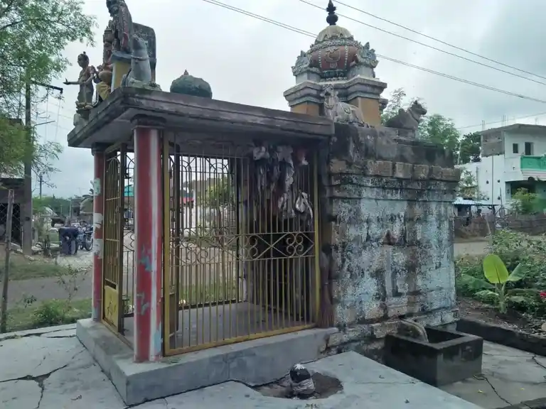 Arulmigu Mannika Vinayakar Temple, Veeramanallur - 621730 Temple