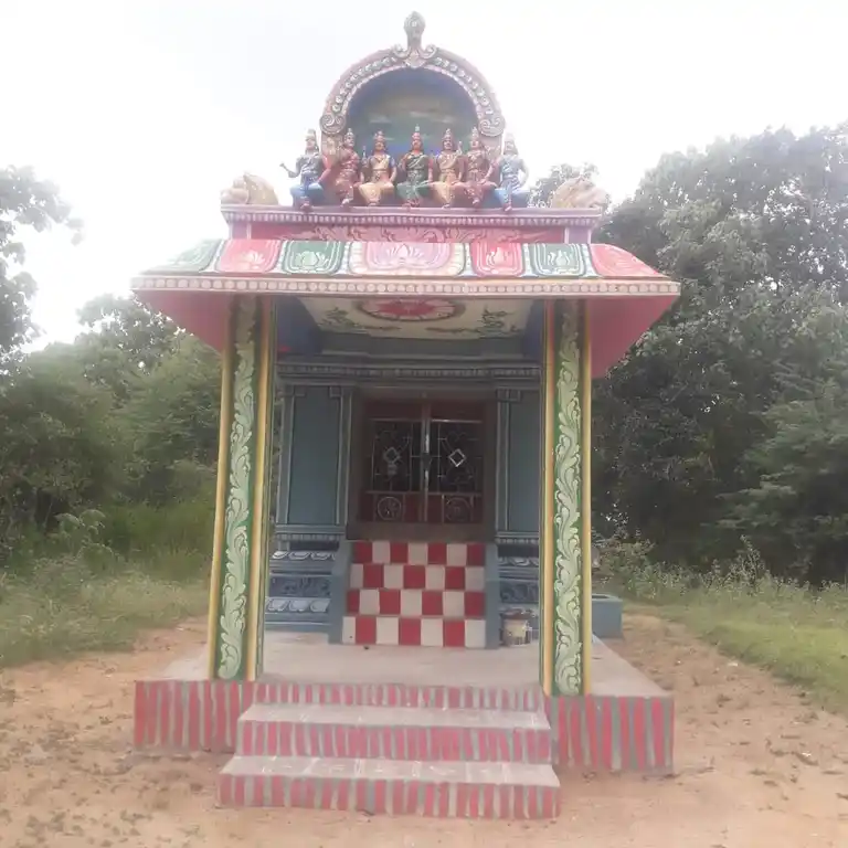 Arulmigu Manthai Maariyamman Temple, Panampatti - 622402 அருள்மிகு மந்தைமாரியம்மன் திருக்கோயில், பனம்பட்டி - 622402, Pudukkottai - Ancient Temple Architecture and History Image 3