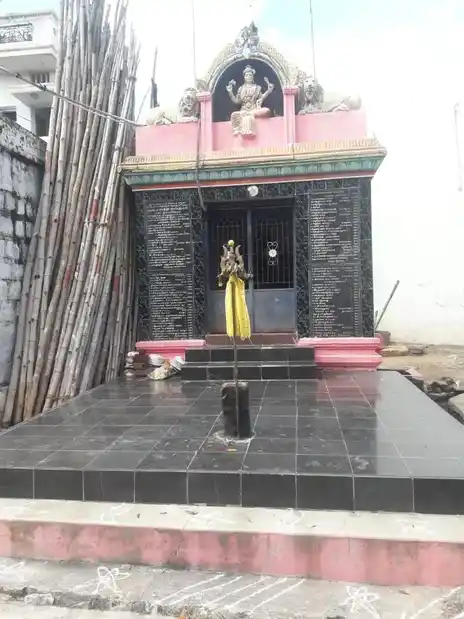 Arulmigu Manthaiamman Temple, Thummkundu - 625529 அருள்மிகு மந்தையம்மன் திருக்கோயில், Thummkundu - 625529, Madurai - Ancient Temple Architecture and History Image 3