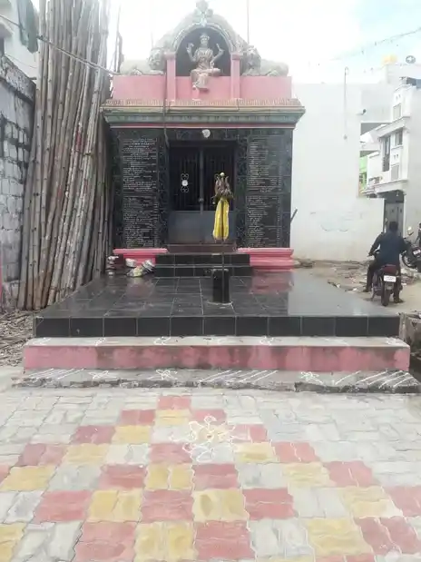 Arulmigu Manthaiamman Temple, Thummkundu - 625529 அருள்மிகு மந்தையம்மன் திருக்கோயில், Thummkundu - 625529, Madurai - Ancient Temple Architecture and History Image 4