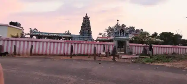 Arulmigu Manthaikaruppanaswamy Temple, Uranganpatti - 625106 அருள்மிகு மந்தைக்கருப்பணசாமி திருக்கோயில், உறங்கான்பட்டி, உறங்கான்பட்டி - 625106, Madurai - Ancient Temple Architecture and History Image 4