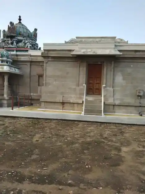 Arulmigu Mantheeswarar @Pushbagirivelayudhasamy Temple, Valliyarachal - 638111 அருள்மிகு மாந்தீஸ்வரர் மற்றும் புஷ்பகிரிவேலாயுதசாமி திருக்கோயில், வள்ளியரச்சல் - 638111, Tiruppur - Ancient Temple Architecture and History Image 3