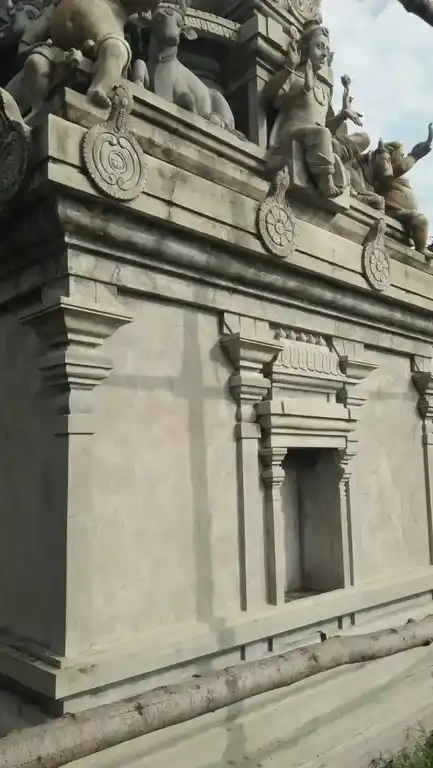 Arulmigu Mantheeswarar Temple, Near River, Nambakkam - 600120 அருள்மிகு மாந்திஸ்வரர் திருக்கோயில், ஆறு அருகில், நம்பாக்கம் - 600120, Tiruvallur - Ancient Temple Architecture and History Image 2