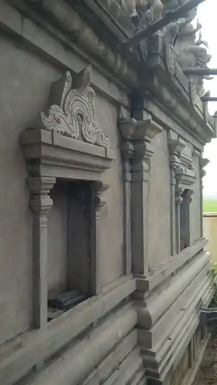 Arulmigu Mantheeswarar Temple, Near River, Nambakkam - 600120 அருள்மிகு மாந்திஸ்வரர் திருக்கோயில், ஆறு அருகில், நம்பாக்கம் - 600120, Tiruvallur - Ancient Temple Architecture and History Image 3