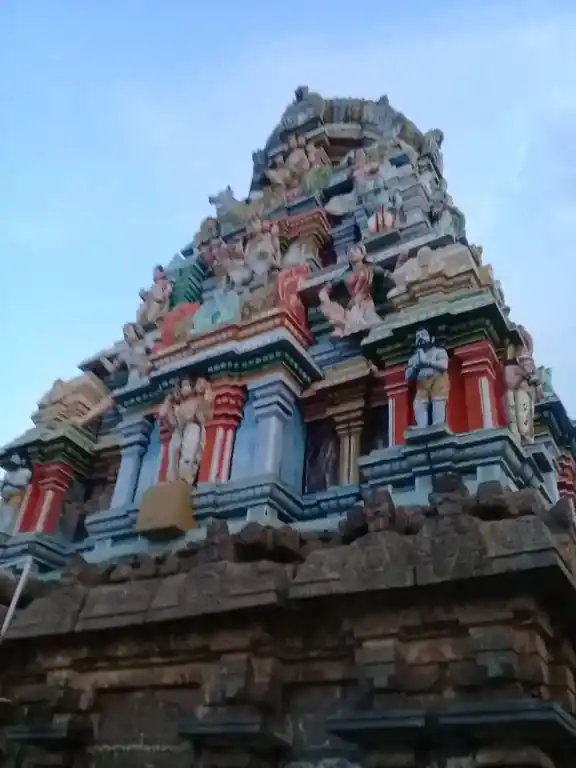 Arulmigu Maragathachalaeswarar Temple, Thiruiungai Malai, Thottiam - 621215 அருள்மிகு மரகதாஜலேஸ்வரர் திருக்கோயில், Thiruiungai Malai, Thottiam - 621215, Thiruchirappalli - Ancient Temple Architecture and History Image 3