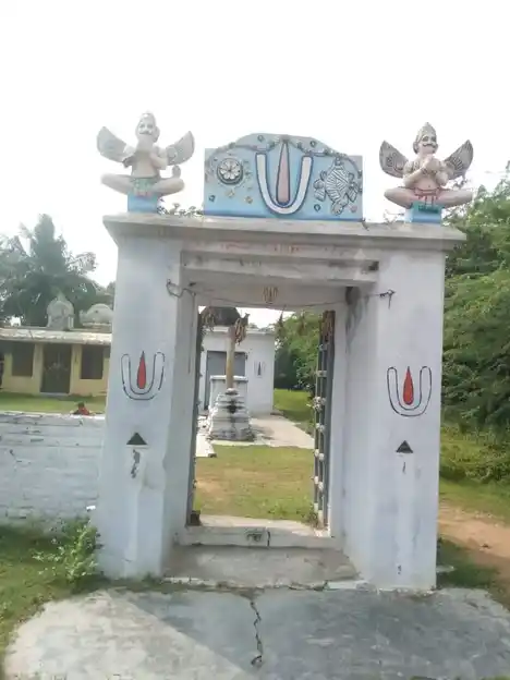 Arulmigu Maragathavalli Thayar Samedha Kariamanicka Perumal Temple, Kalakattur - 631603 அருள்மிகு மரகதவல்லி தாயார் சமேத கரியமாணிக்கப்பெருமாள் திருக்கோயில், Kalakattur - 631603, Kancheepuram - Ancient Temple Architecture and History Image 3