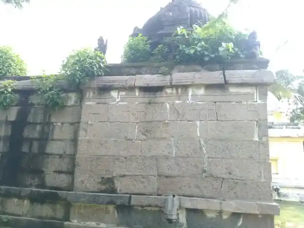 Arulmigu Maragathavalli Thayar Samedha Kariamanicka Perumal Temple, Kalakattur - 631603 அருள்மிகு மரகதவல்லி தாயார் சமேத கரியமாணிக்கப்பெருமாள் திருக்கோயில், Kalakattur - 631603, Kancheepuram - Ancient Temple Architecture and History Image 4