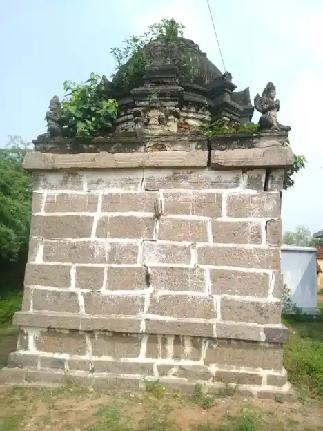 Arulmigu Maragathavalli Thayar Samedha Kariamanicka Perumal Temple, Kalakattur - 631603 அருள்மிகு மரகதவல்லி தாயார் சமேத கரியமாணிக்கப்பெருமாள் திருக்கோயில், Kalakattur - 631603, Kancheepuram - Ancient Temple Architecture and History Image 5