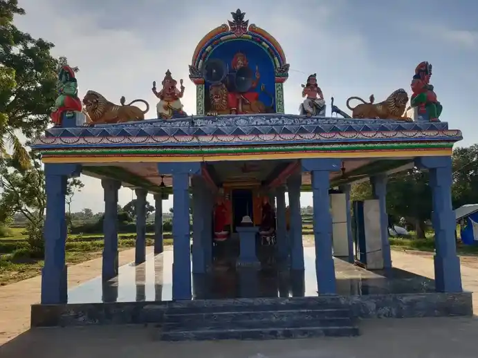 Arulmigu Maraiyamman Temple, Kollankarai - 613006 அருள்மிகு மாரியம்மன் திருக்கோயில், Kollankarai - 613006, Thanjavur - Ancient Temple Architecture and History Image 5